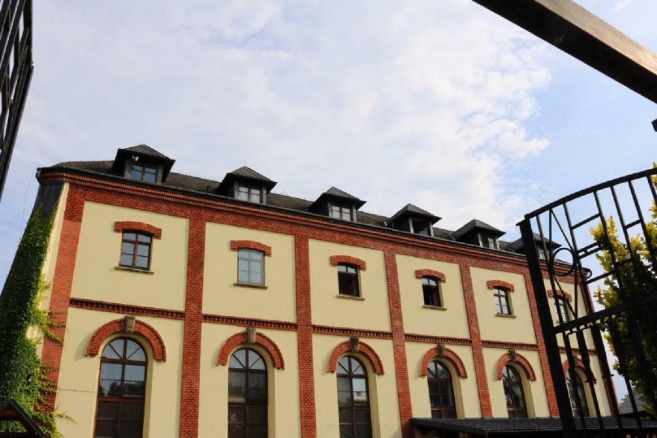 Penzion a pivnice Varna Velká Bystřice Esterno foto