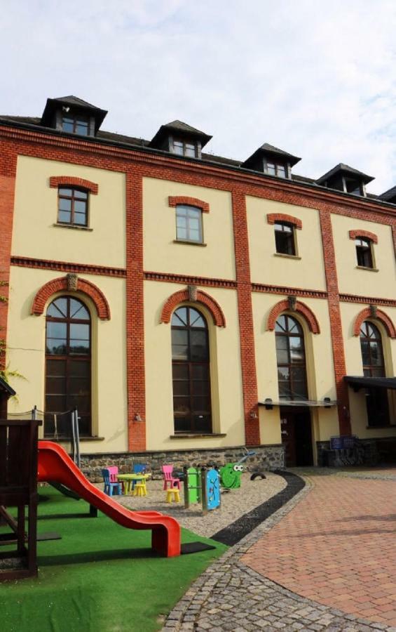 Penzion a pivnice Varna Velká Bystřice Esterno foto